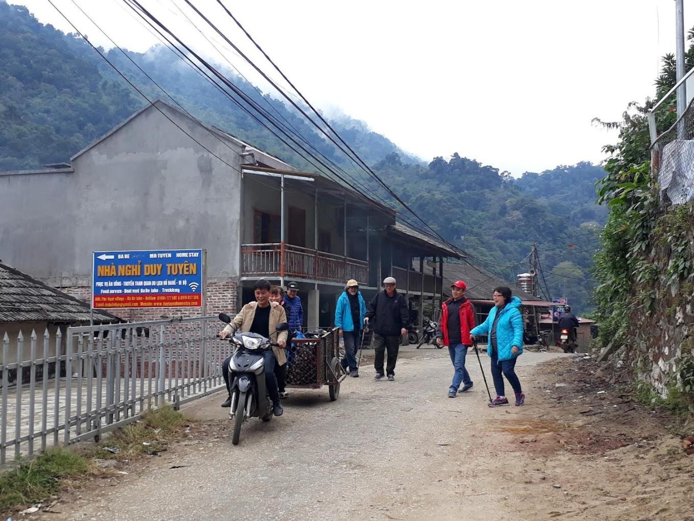 Duy Tuyen Ba Be Homestay Bac Kan Exterior photo